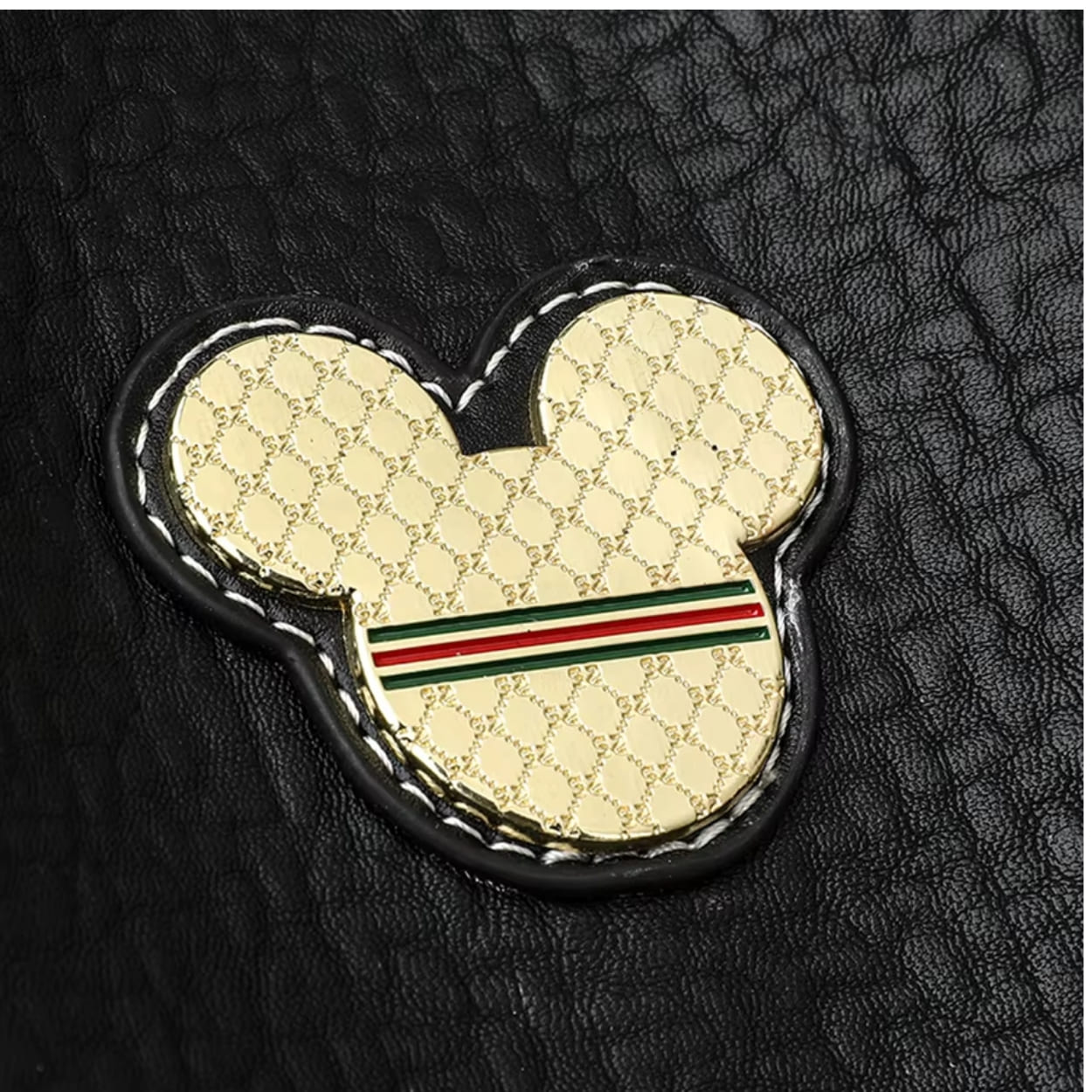 MOCHILA FEMININA PRETA FEITA EM COURO MODELO SERENA BLACK