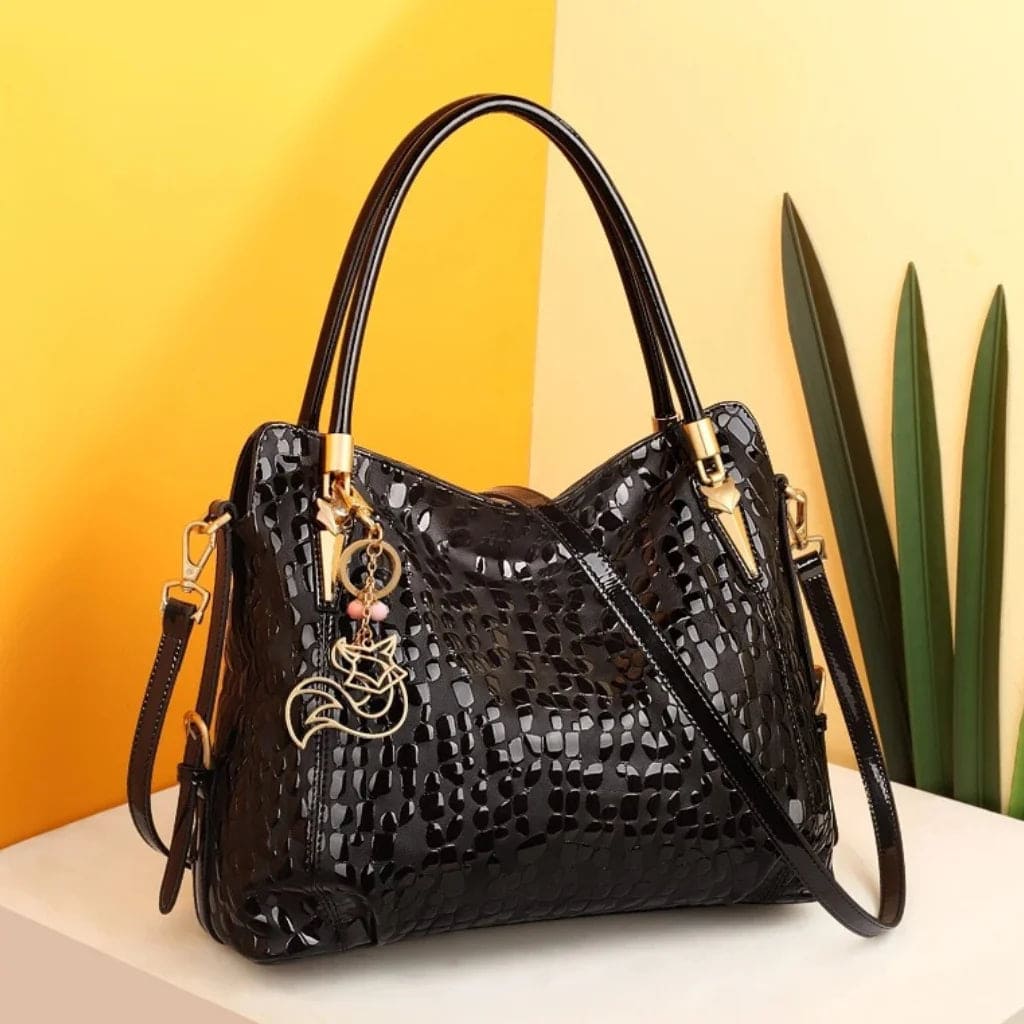 BOLSA FEMININA EM COURO GENNUÍNO FOXER – MODELO BLACK ROYALE