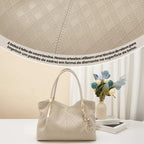 BOLSA FEMININA FOXER FEITA EM COURO GENUÍNO MODELO SAINT-GERMAIN