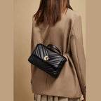 BOLSA FEMININA FOXER MODELO LUXE FLAP BLACK