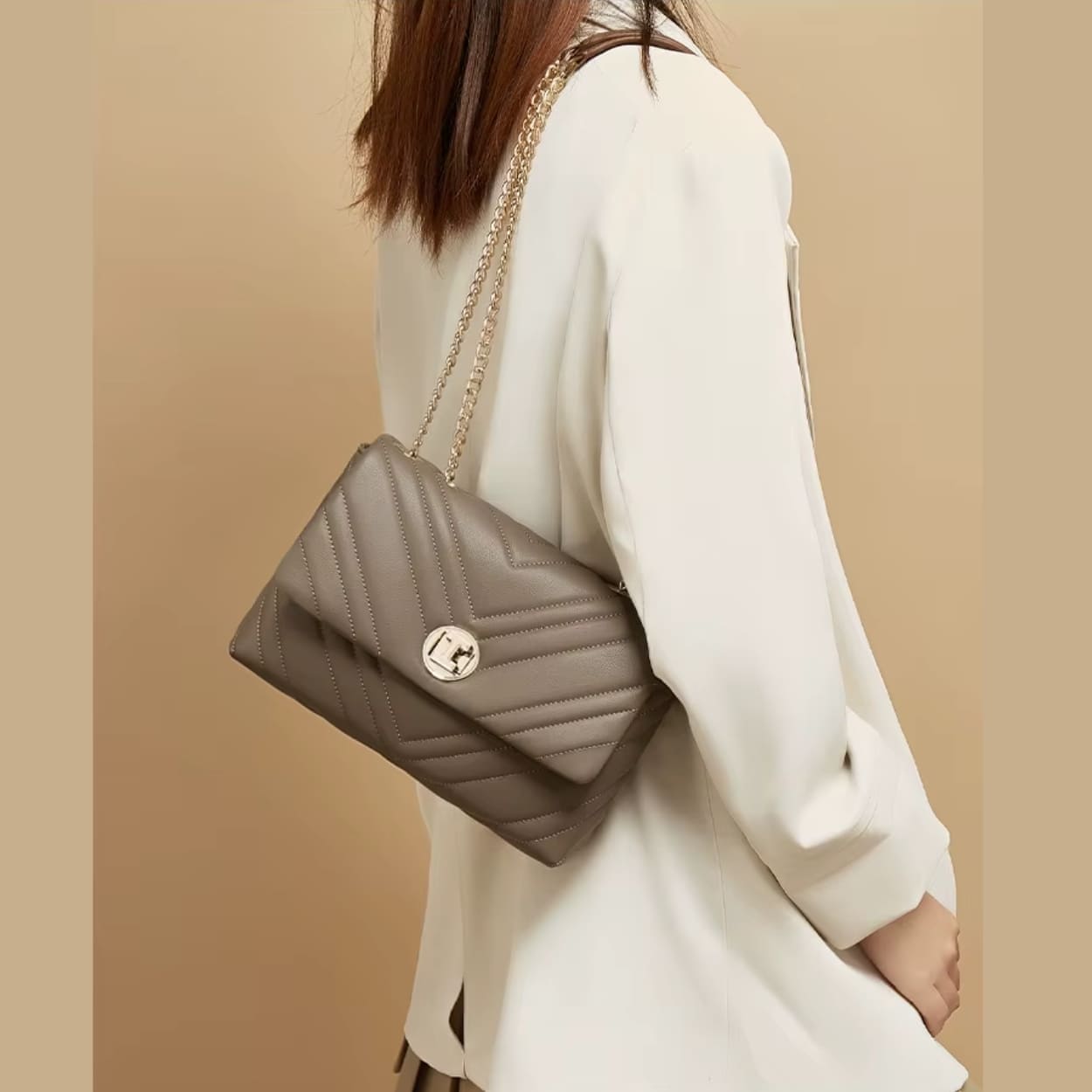 BOLSA FEMININA FOXER FEITA EM COURO GENUÍNO MODELO  CAMILLE PRESTIGE