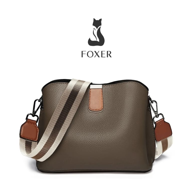 BOLSA FEMININA EM COURO TRANSVERSAL FOXER MODELO DAUPHINE BROWN