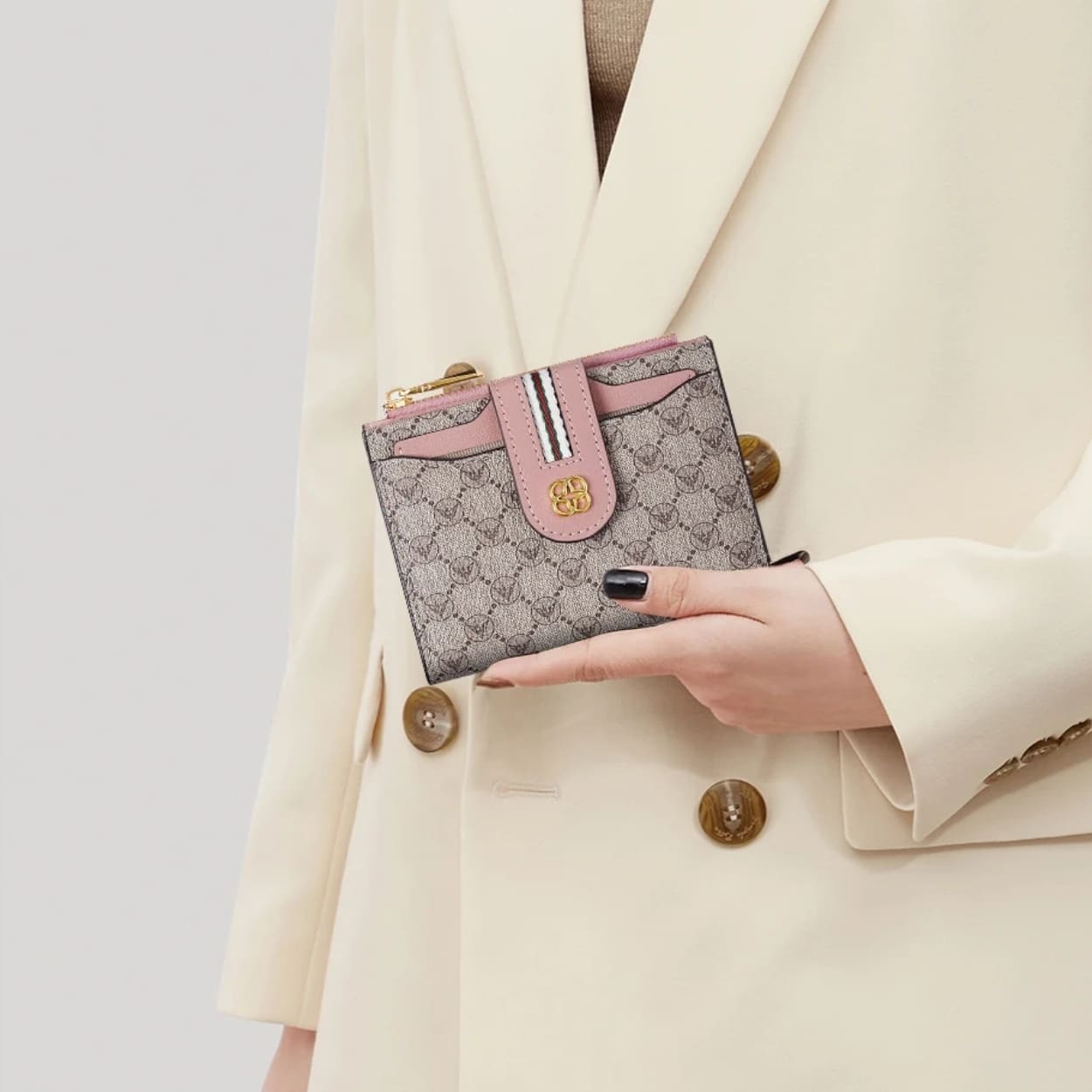 CARTEIRA FEMININA  EM COURO  MODELO BELLA D' ROYALE -LINHA WILLIAM POLO