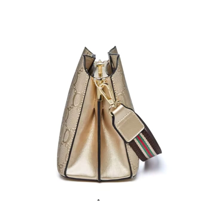 BOLSA FEMININA EM COURO TRANSVERSAL FOXER MODELO DAUPHINE BEGE