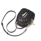 BOLSA FEMININA FOXER FEITA EM COURO REFINADO  MODELO JOLIE BLACK