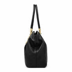 Vista lateral da bolsa de couro FOXER Saint Germain