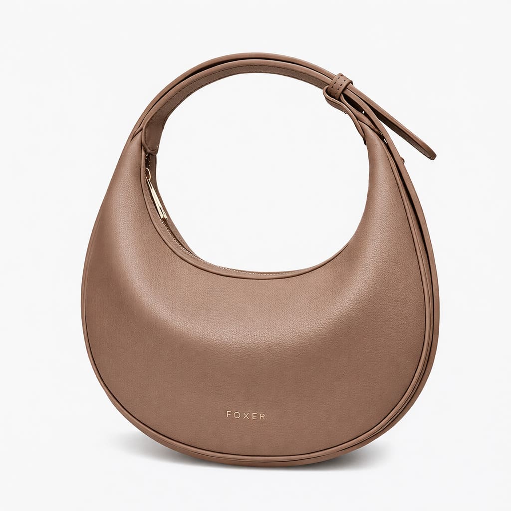 Bolsa FOXER Lunéra Brown vista lateral em couro legítimo com acabamento refinado