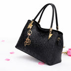 Bolsa Feminina Grande Preta Em Couro Refinado Modelo Alma Black