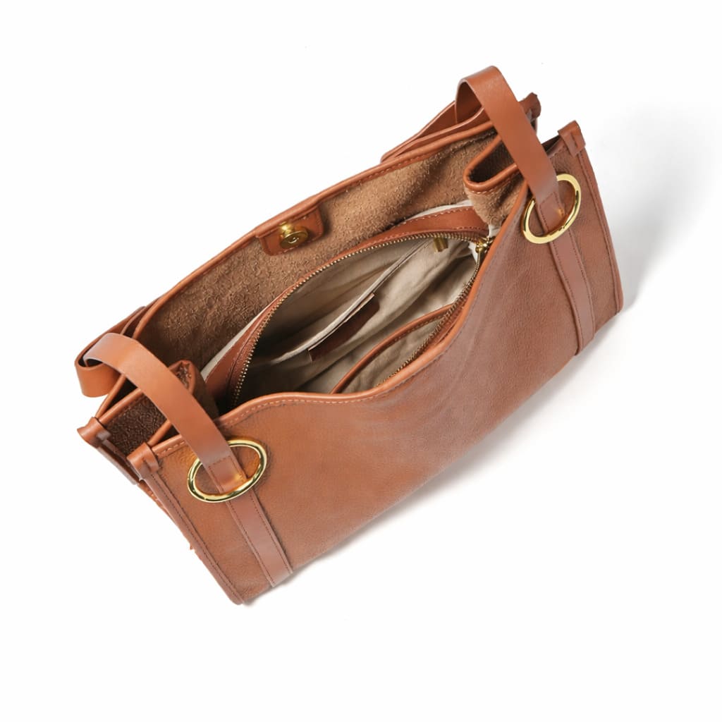 bolsa feminina grande  de couro  aberta