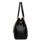 Bolsa Feminina Grande Preta Em Couro Refinado Modelo Alma Black