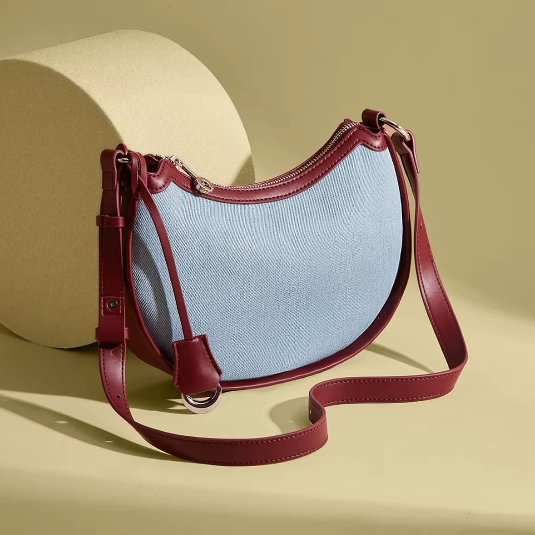 BOLSA FEMININA FOXER FEITA EM JEANS COM DETALHES EM COURO MODELO JEANS LUXE