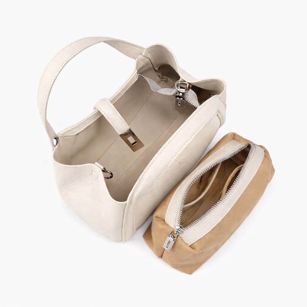 Parte interna da bolsa de mão feminina FOXER Lorane White