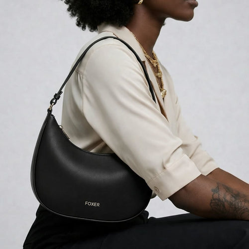 BOLSA FEMININA DE OMBRO FOXER FEITA EM COURO LEGÍTIMO MODELO LUNÉRA BLACK