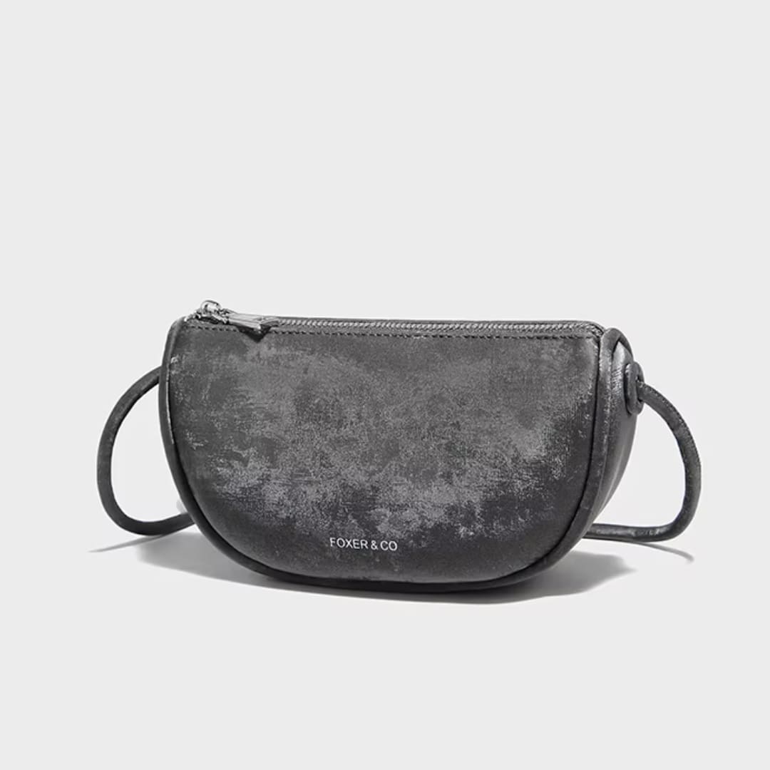 BOLSA FEMININA TRANSVERSAL FEITA EM COURO REFINADO MODELO VÉRENA