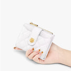 CARTEIRA FEMININA CURTA  FEITA EM COURO GENUÍNO MODELO ÉLORA -LINHA  WILLIAM POLO