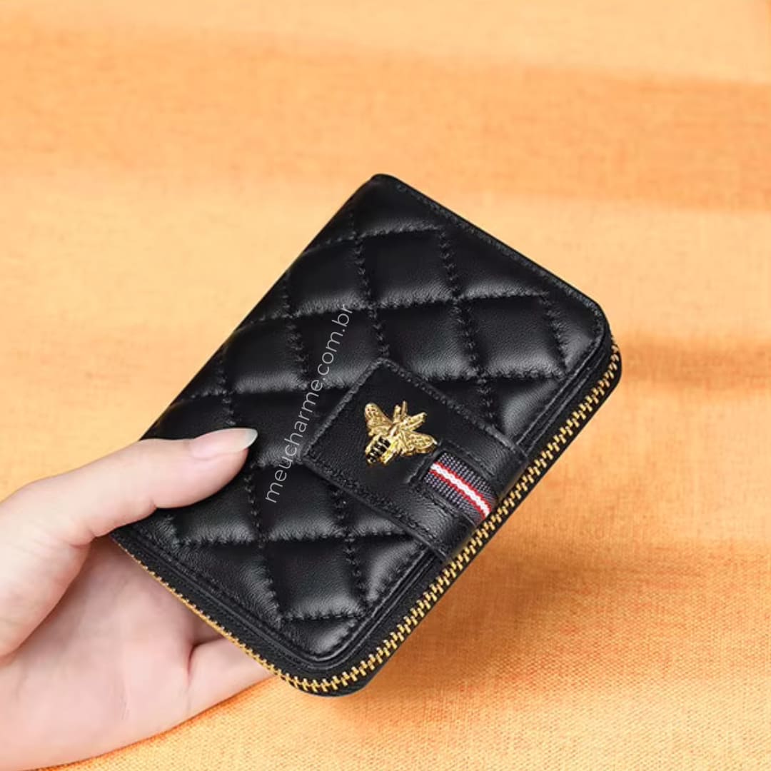 CARTEIRA FEMININA CURTA  FEITA EM COURO GENUÍNO MODELO ÉLORA -LINHA  WILLIAM POLO