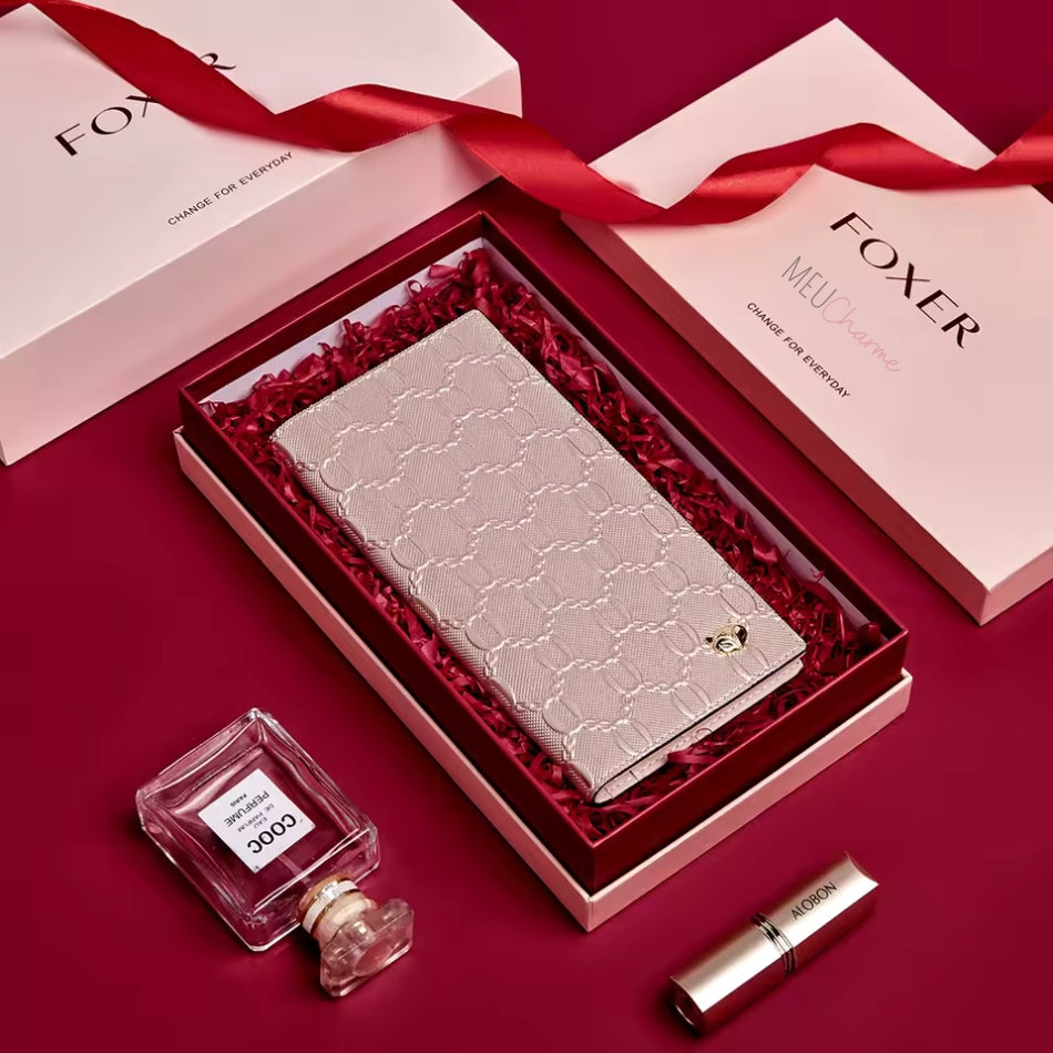 CARTEIRA FEMININA FOXER FEITA EM COURO MODELO VENDÔME