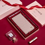 CARTEIRA FEMININA FOXER FEITA EM COURO MODELO VENDÔME