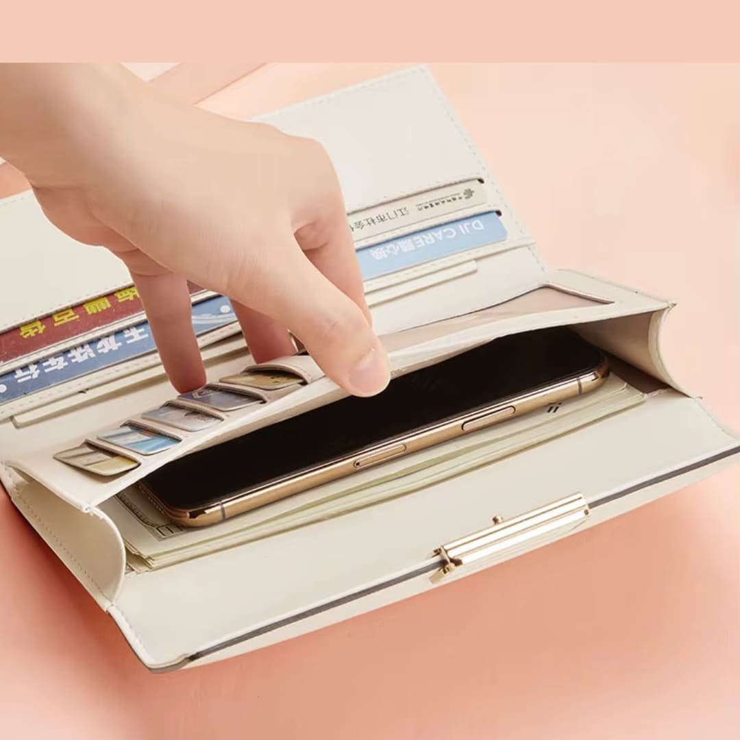 CARTEIRA FEMININA FEITA EM COURO GENUÍNO  MODELO IVORY ÉLÉGANCE- LINHA WILLIAM POLO