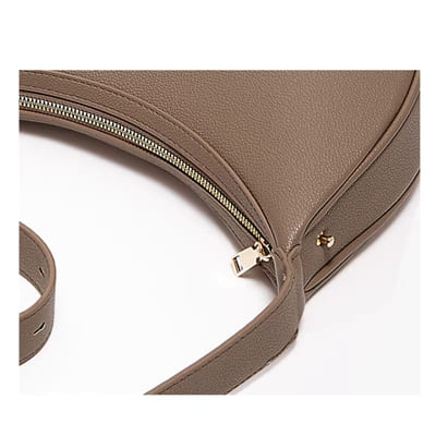 BOLSA FEMININA DE OMBRO FOXER FEITA EM COURO LEGÍTIMO MODELO LUNÉRA BROWN