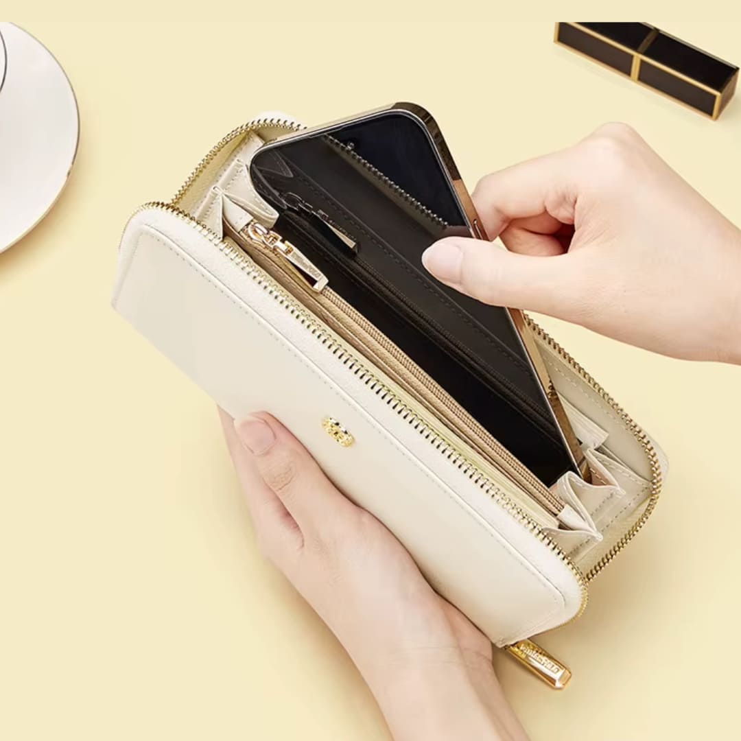 CARTEIRA FEMININA FEITA EM COURO GENUÍNO MODELO  RIVOLÉE – LINHA  WILLIAM POLO