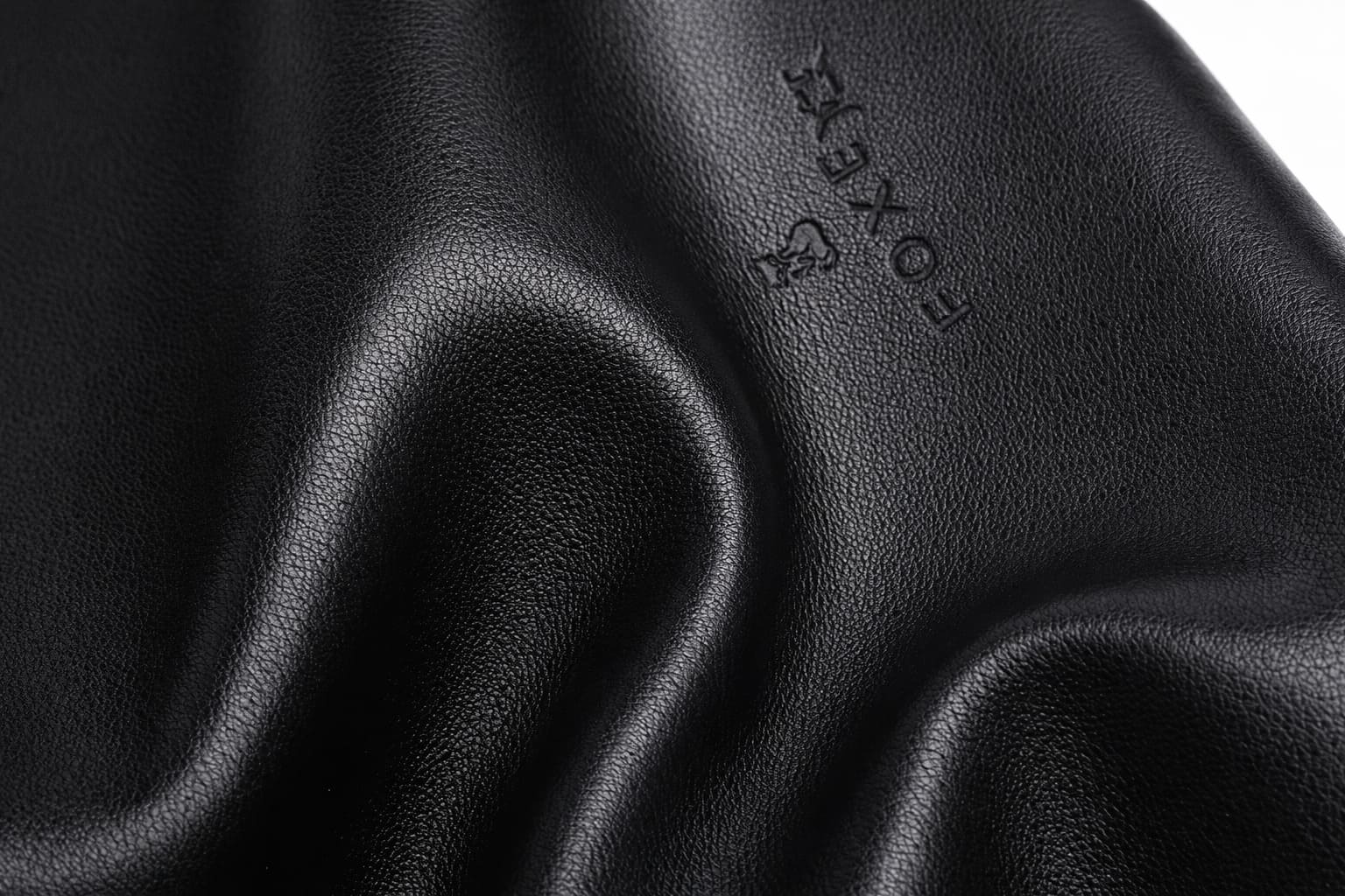 Bolsa Feminina Grande Preta Feita Em Couro Modelo Foxer Vallée Black