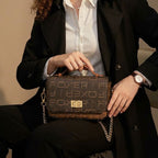 BOLSA FEMININA FOXER FEITA EM COURO REFINADO MODELO MARVEILLE