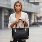 BOLSA FEMININA FOXER FEITA EM COURO GENUÍNO  MODELO LUX DIAMONDBLACK